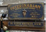 Veterinarian-Personalized-Wood-Sign-with-Optional-Personalization-14081-5