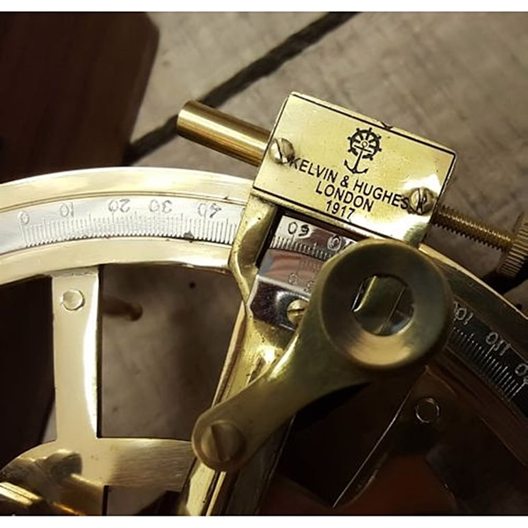 4-Inch-Polished-Brass-Sextant-435-3