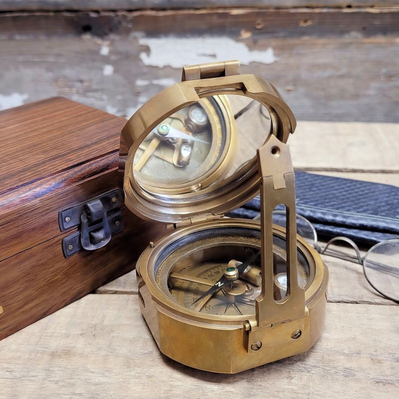 military-compass-main-image