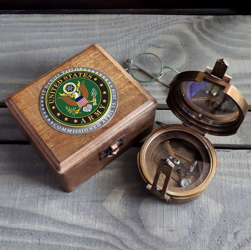 ARMY_MEDALLION_MILITARY_COMPASS